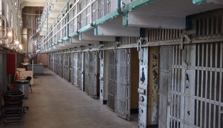 6 séries que se passam em prisões: Tramas para fãs do gênero