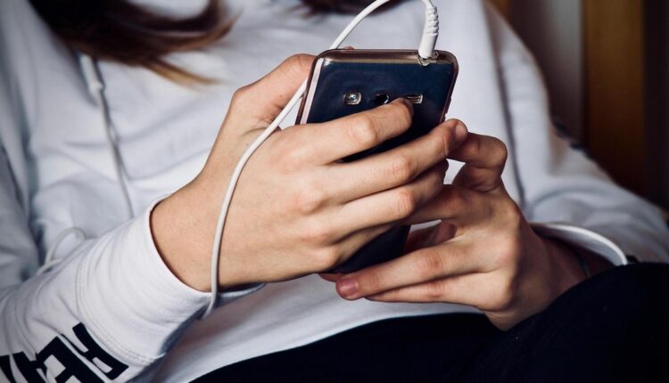 Tendências dos aplicativos voltados para novas conexões entre adultos